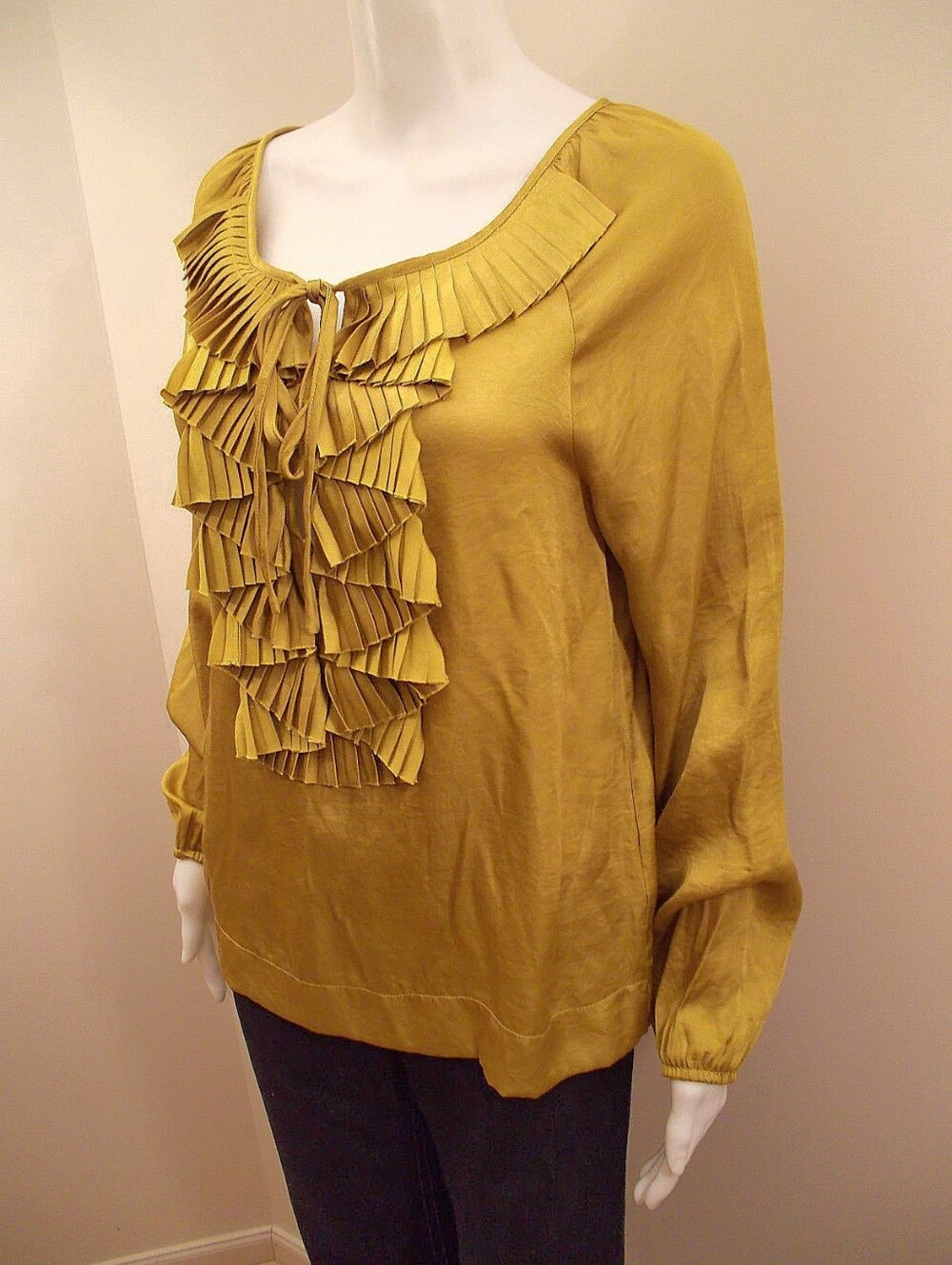 Designer *DAY Birger *High Quality* Ruffled Blouse Feminine Shirt (Like New) - Picture 2 of 2